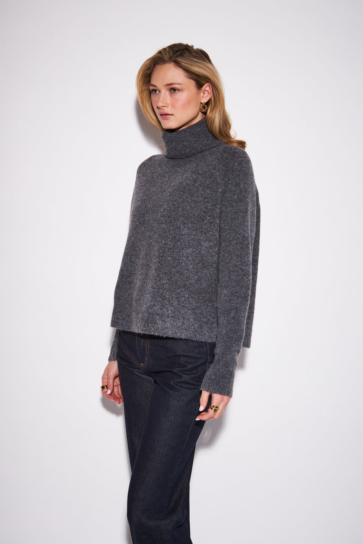 EMMETT SLOUCH NECK SWEATER