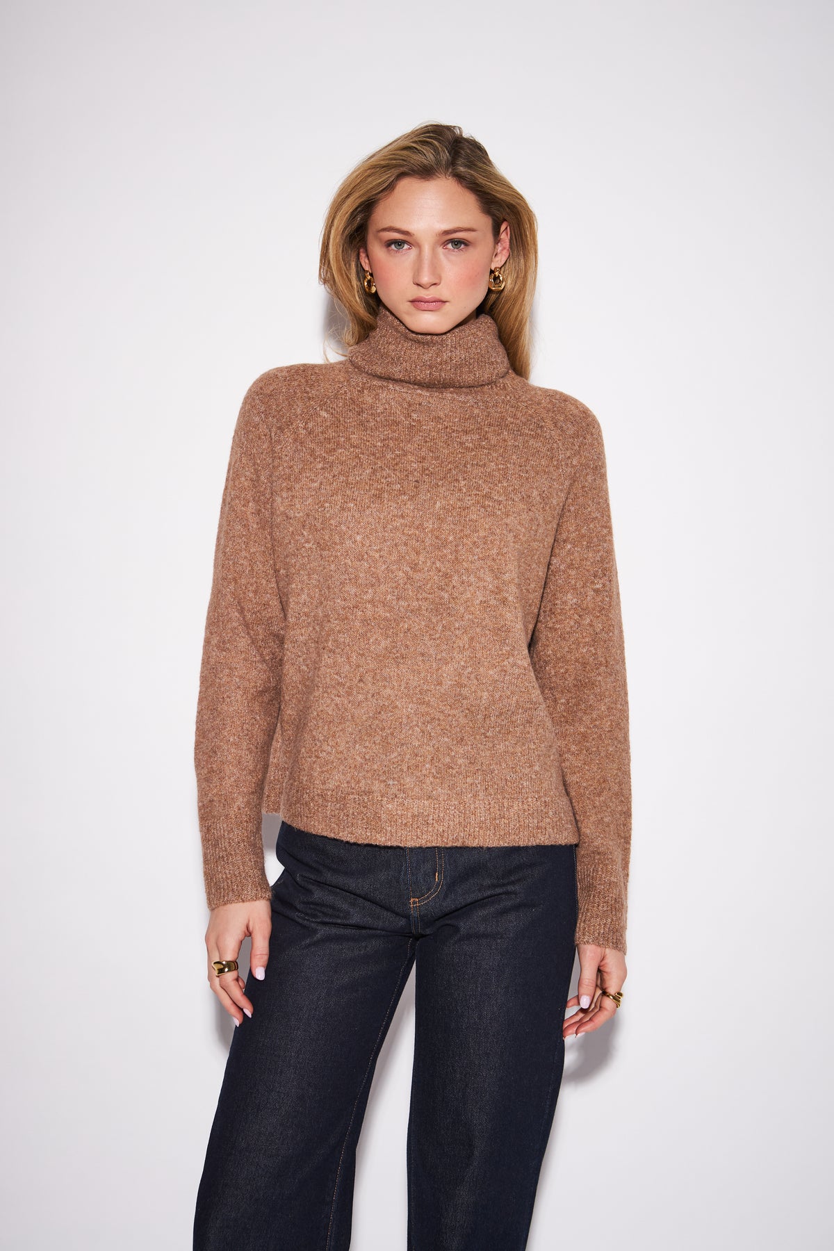 EMMETT SLOUCH NECK SWEATER
