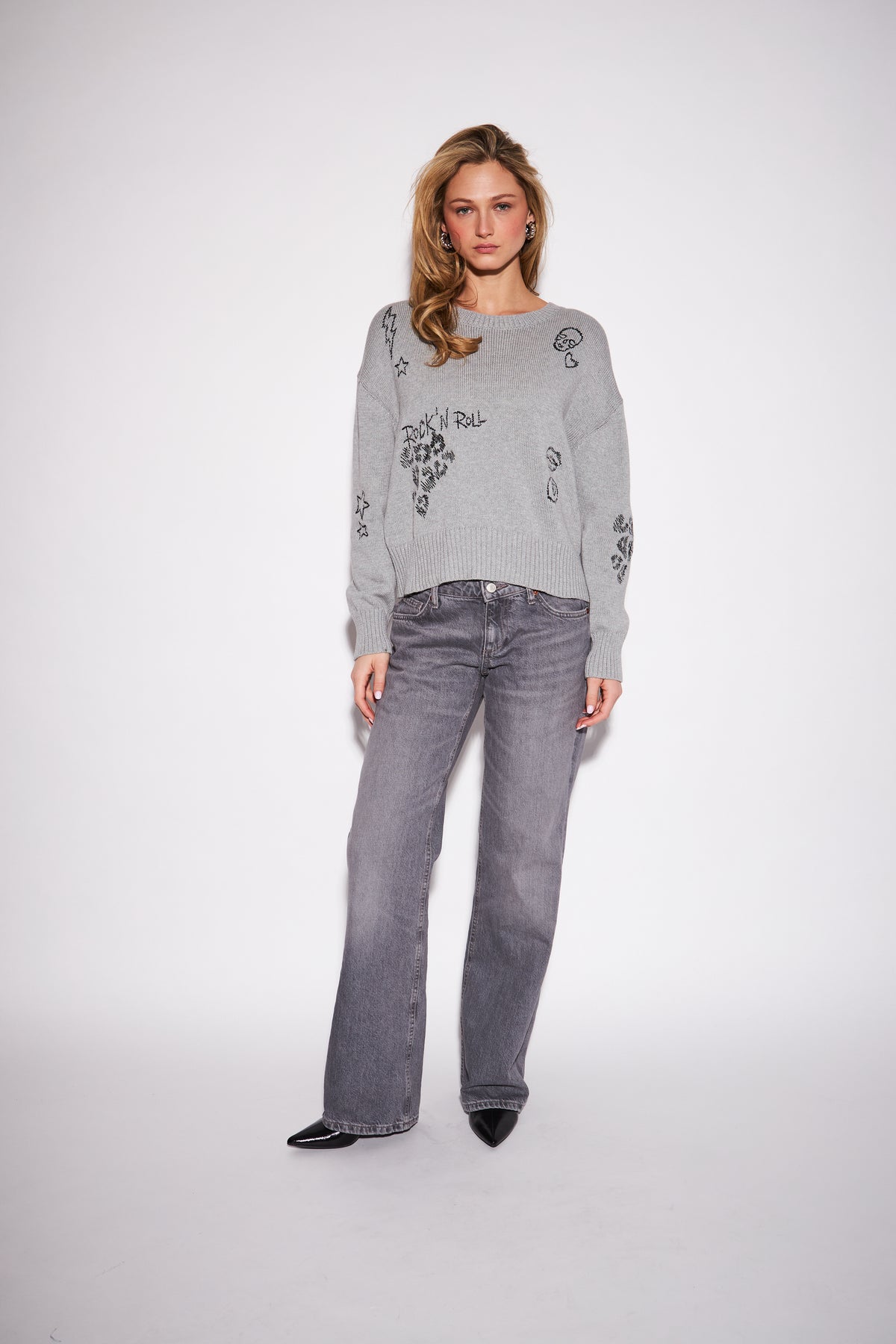 EVERLY ROCK 'N' ROLL EMBROIDERED SWEATER