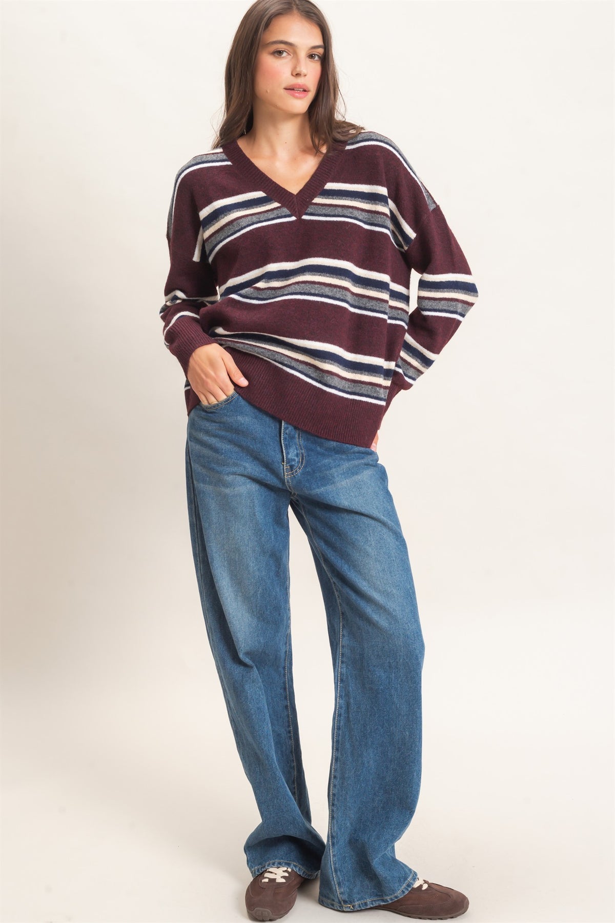 STRIPED OVERSIZE V-NECK SWEATER