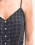 WINDOW PANE TIE FRONT TANK