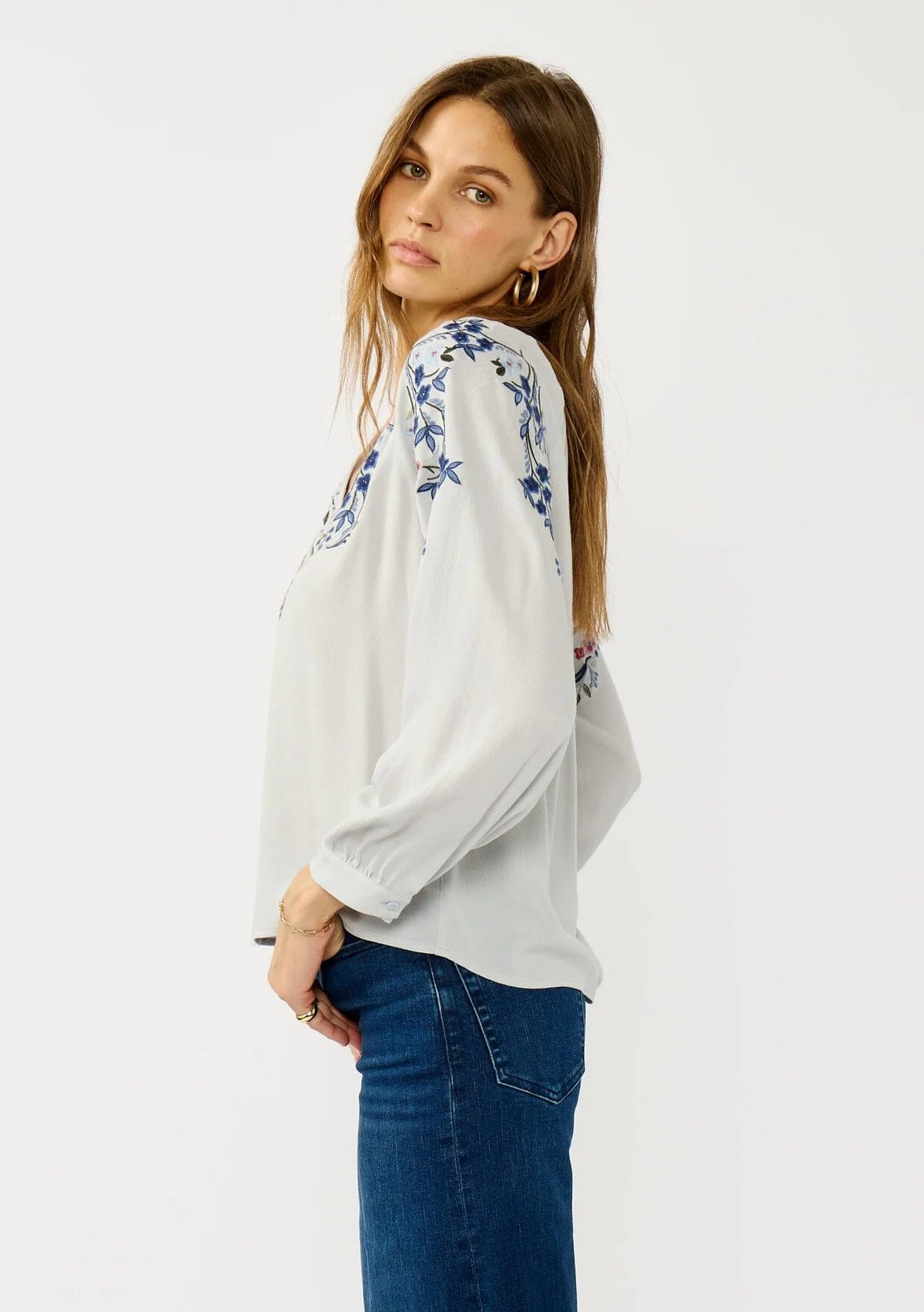 FLORAL EMBROIDERED SPLIT NECK BLOUSE