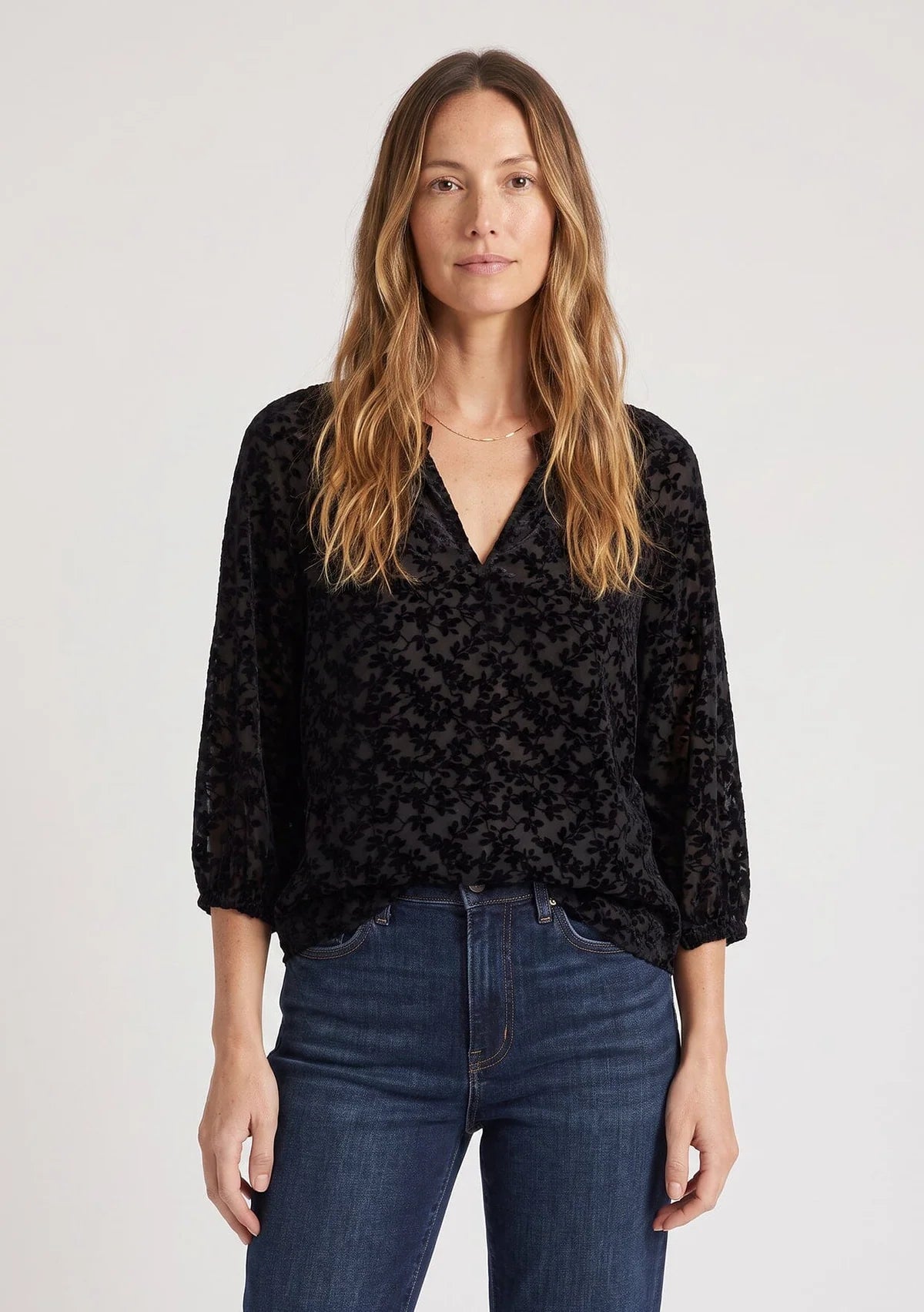 TONAL PRINT V-NECK BLOUSE