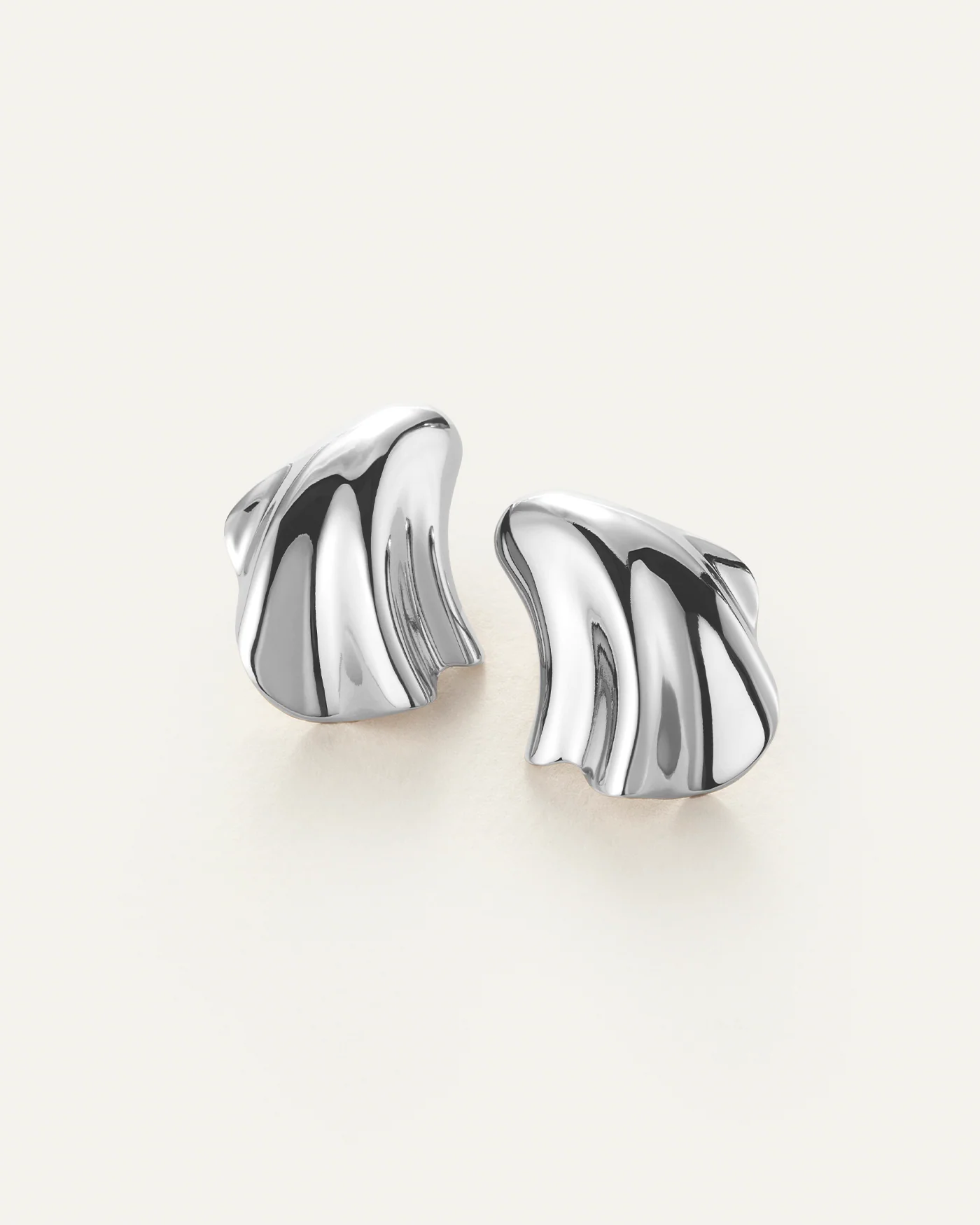 LYDIA EARRING