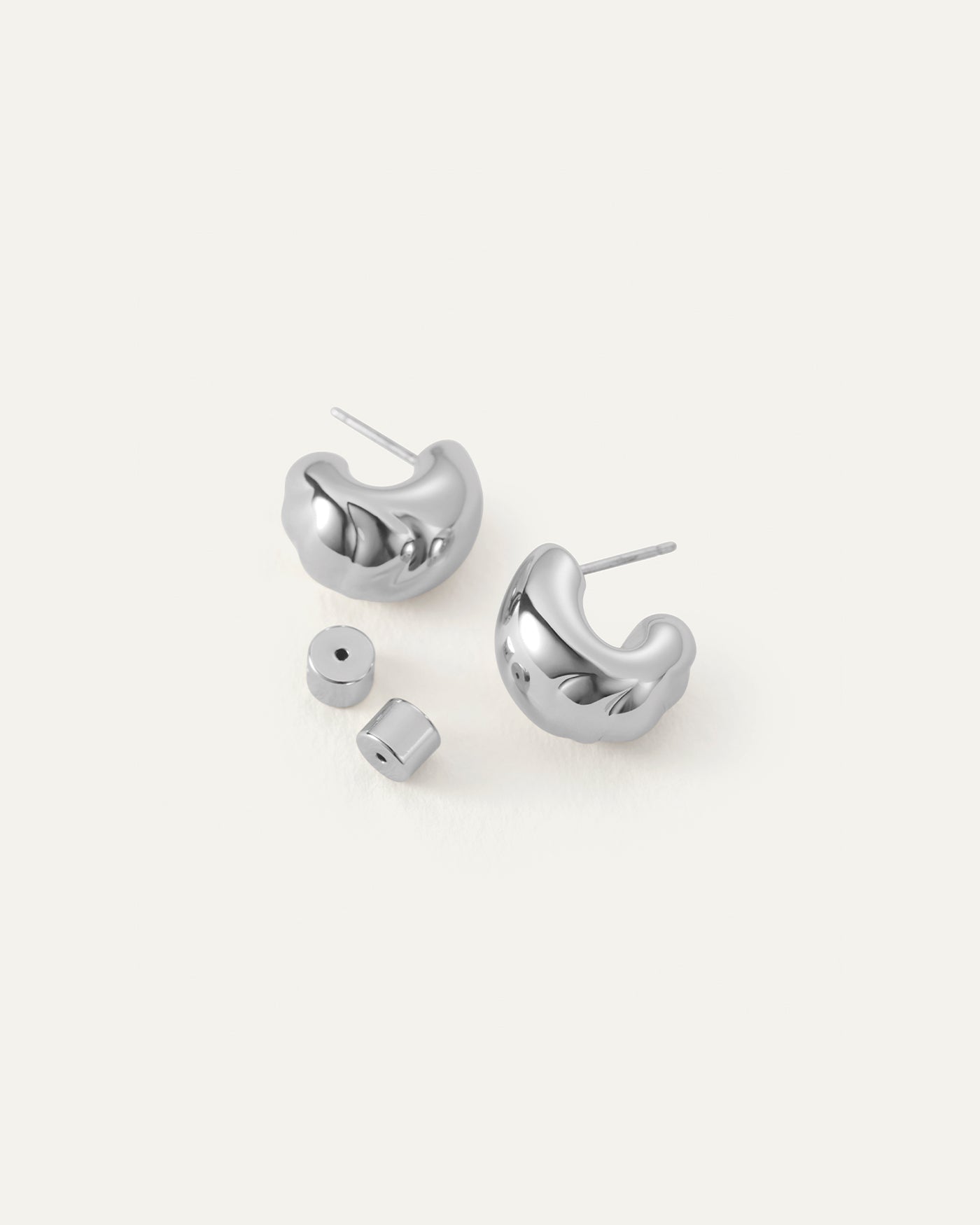 SMALL NELLE HOOPS