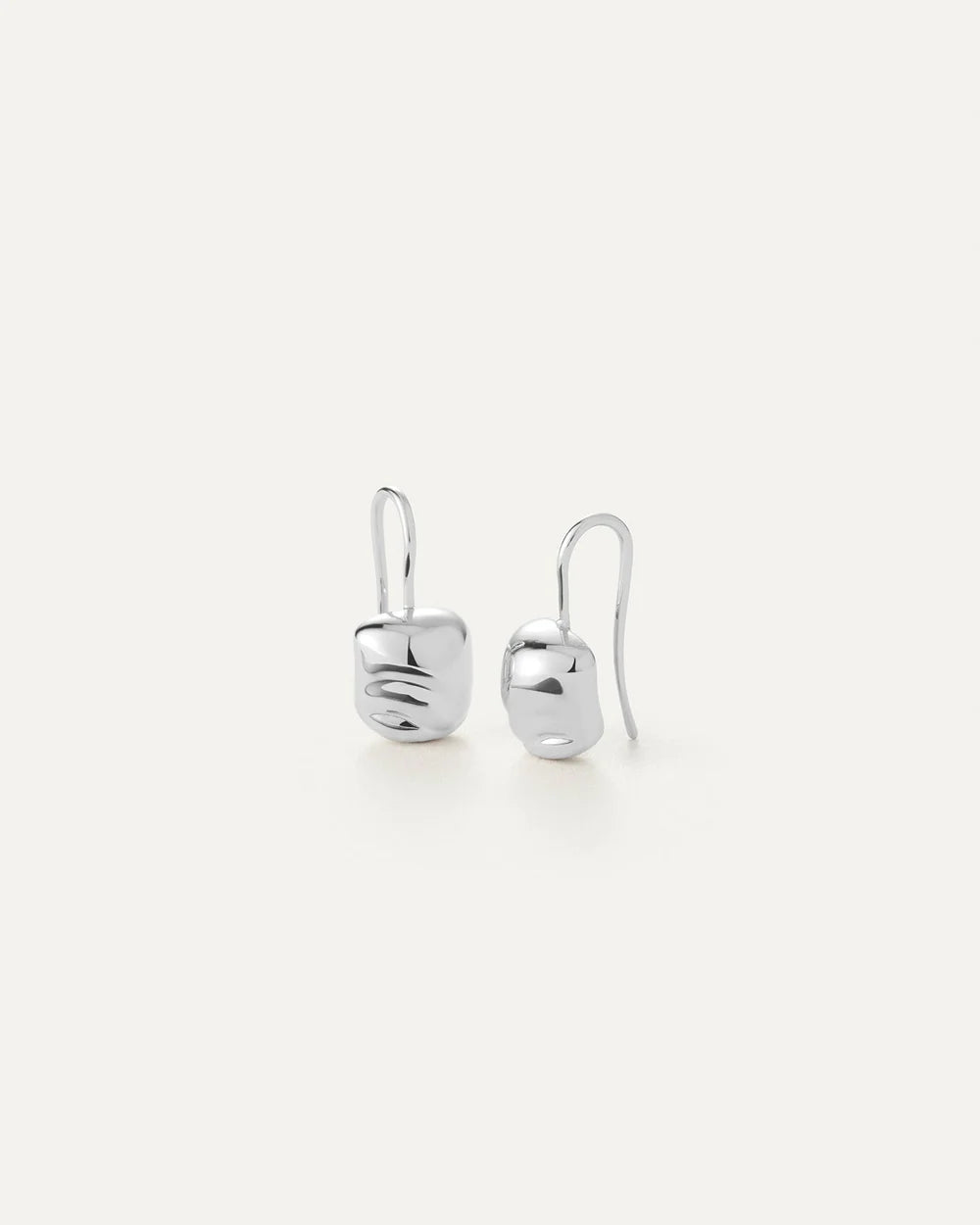 RUE DROP EARRING