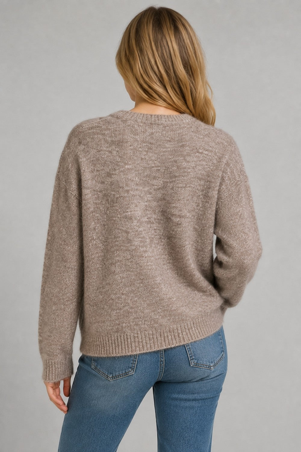 AUTUMN VINE EMBROIDERED SWEATER