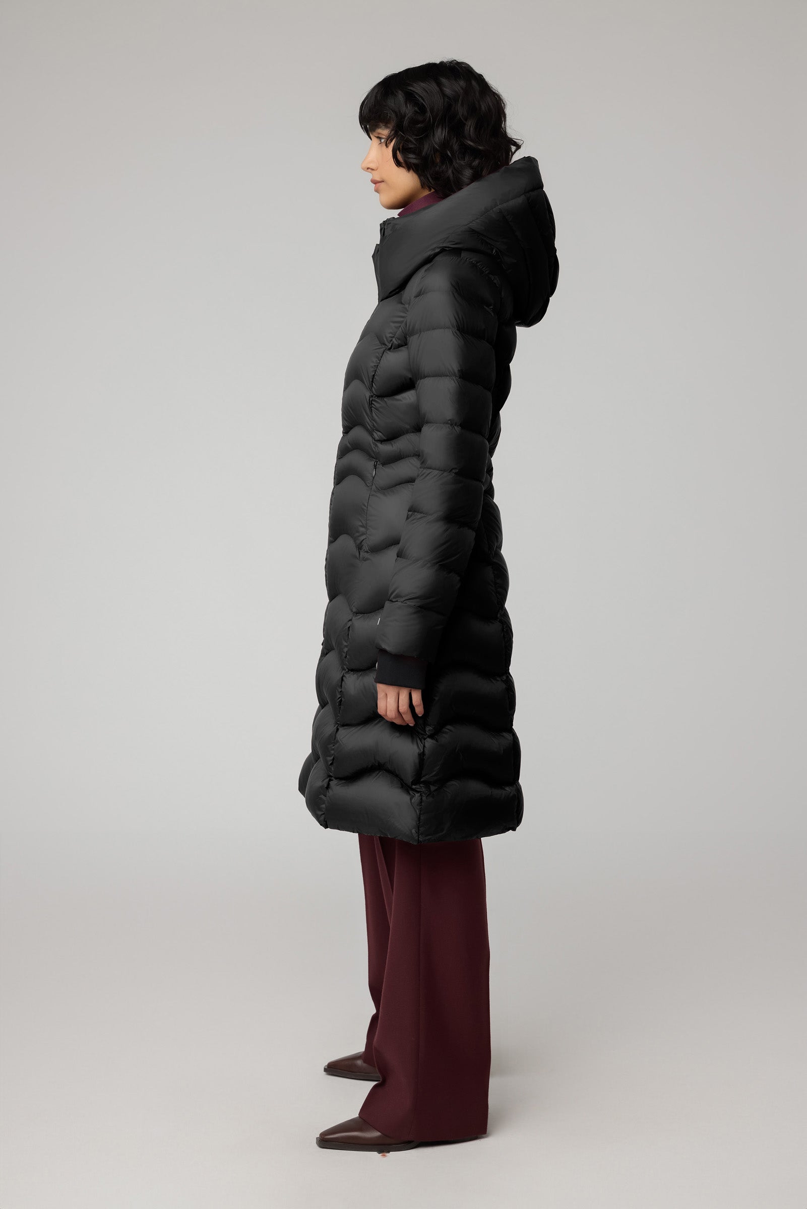 LITA WAVY QUILT LIGHTWEIGHT DOWN JACKET