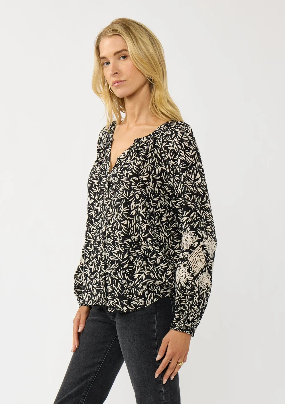 EMBROIDERED SLEEVE PRINTED BLOUSE