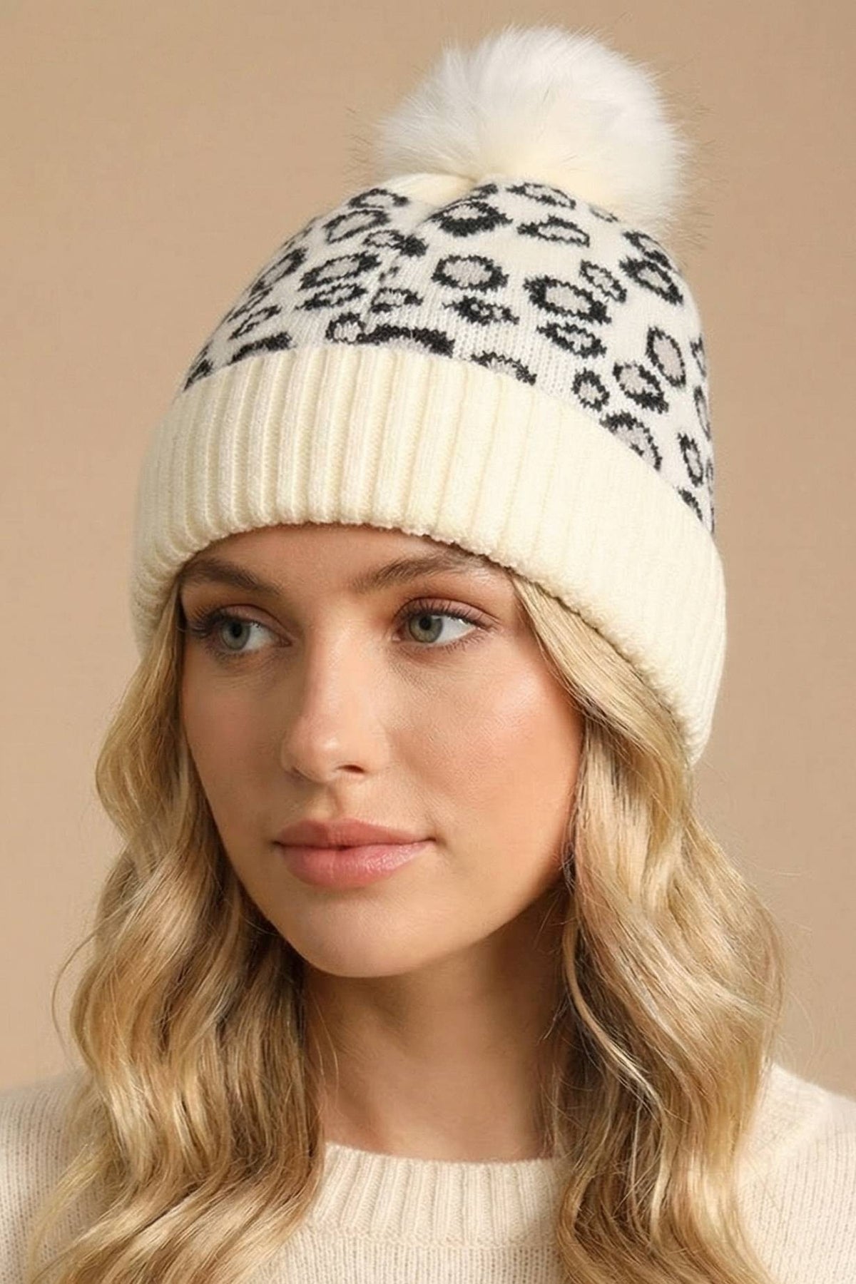 LEOPARD POMPOM TOQUE