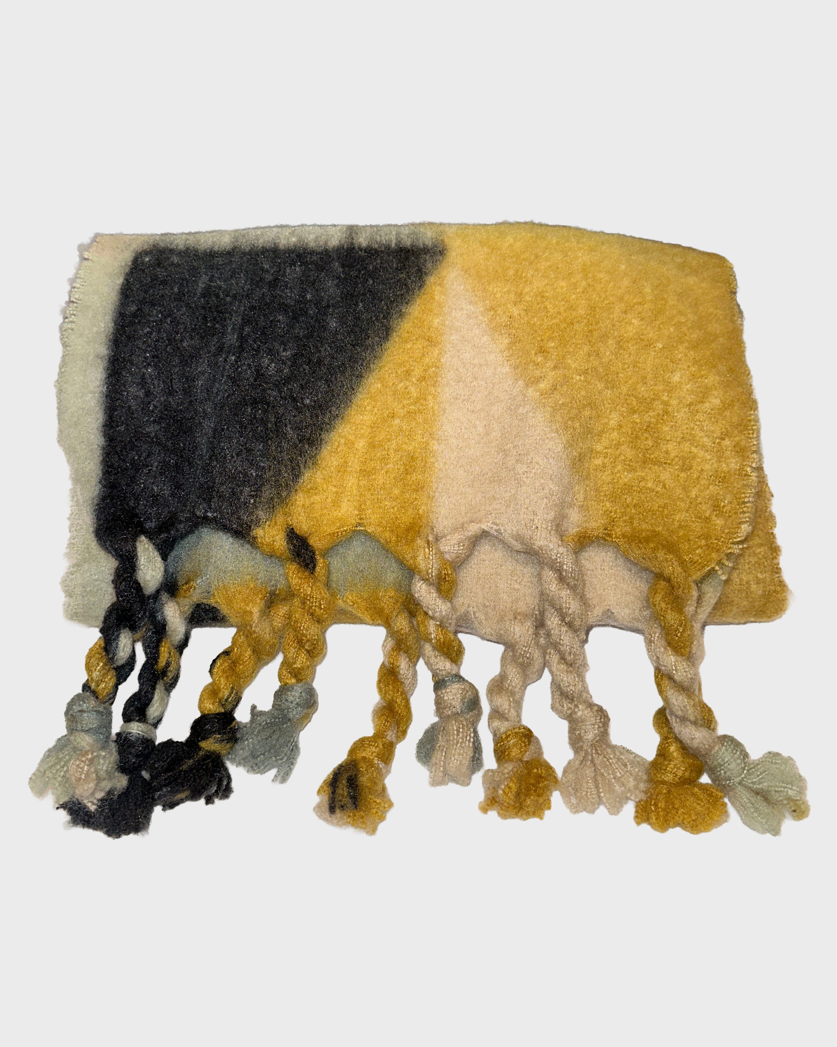 PLUSH GEO THICK TASSEL SCARF