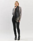 TUFTED LINES SCARF