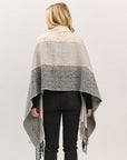 TUFTED LINES SCARF