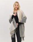 TUFTED LINES SCARF