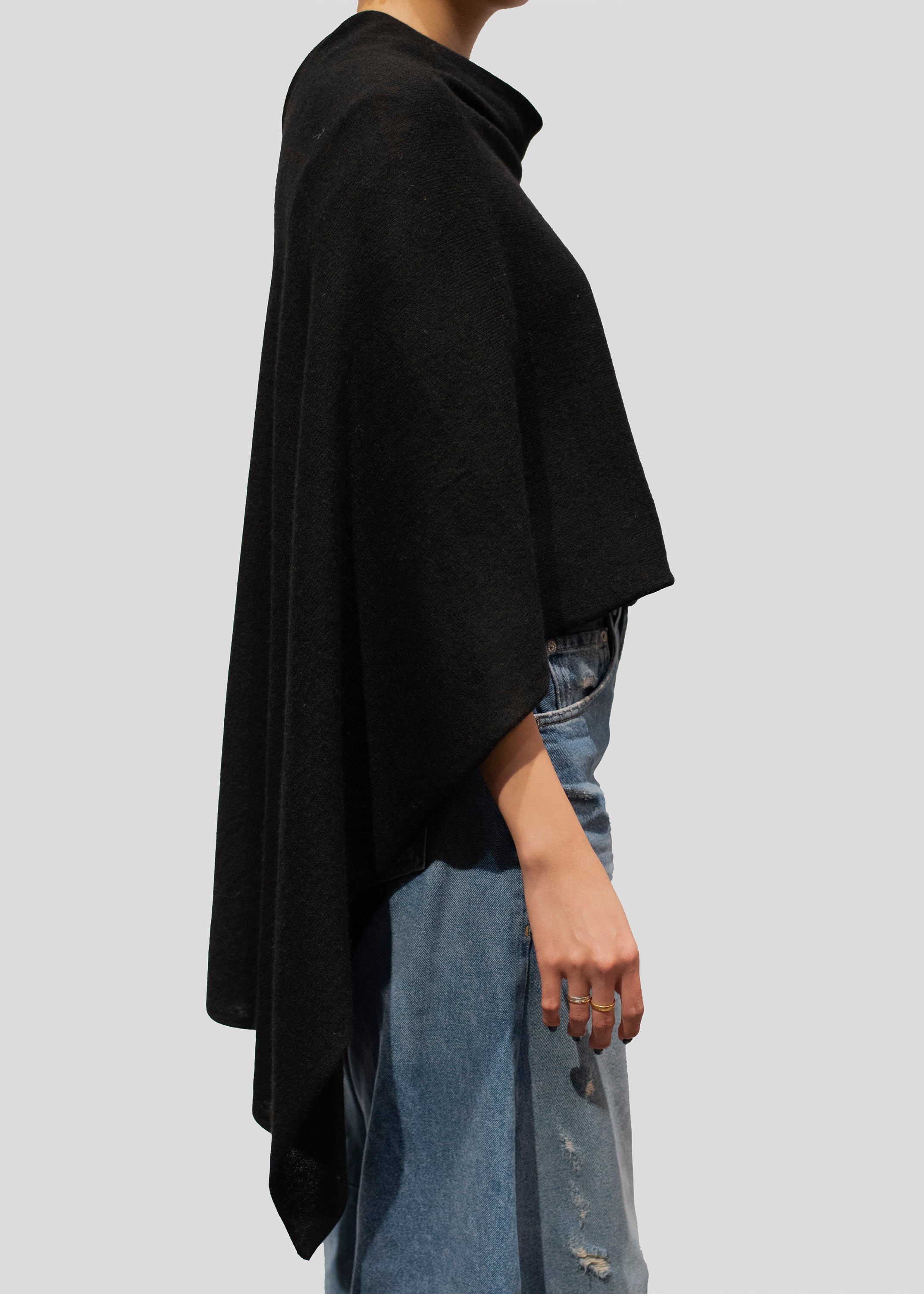 CASHMERE PONCHO