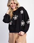 APPLIQUE FLOWER SWEATER