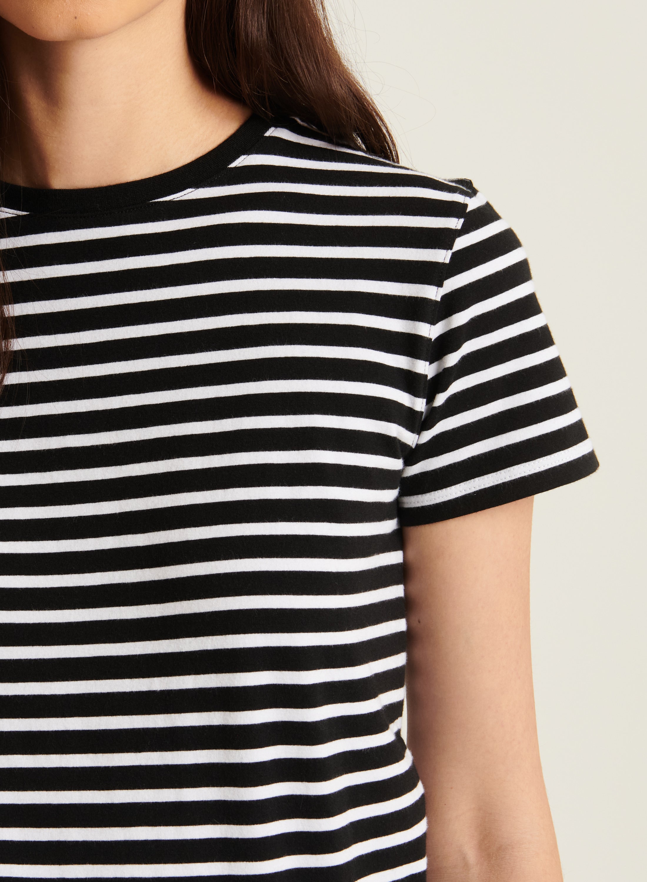 SHORT SLEEVE ICONIC CLASSIC STRIPE CREW TEE