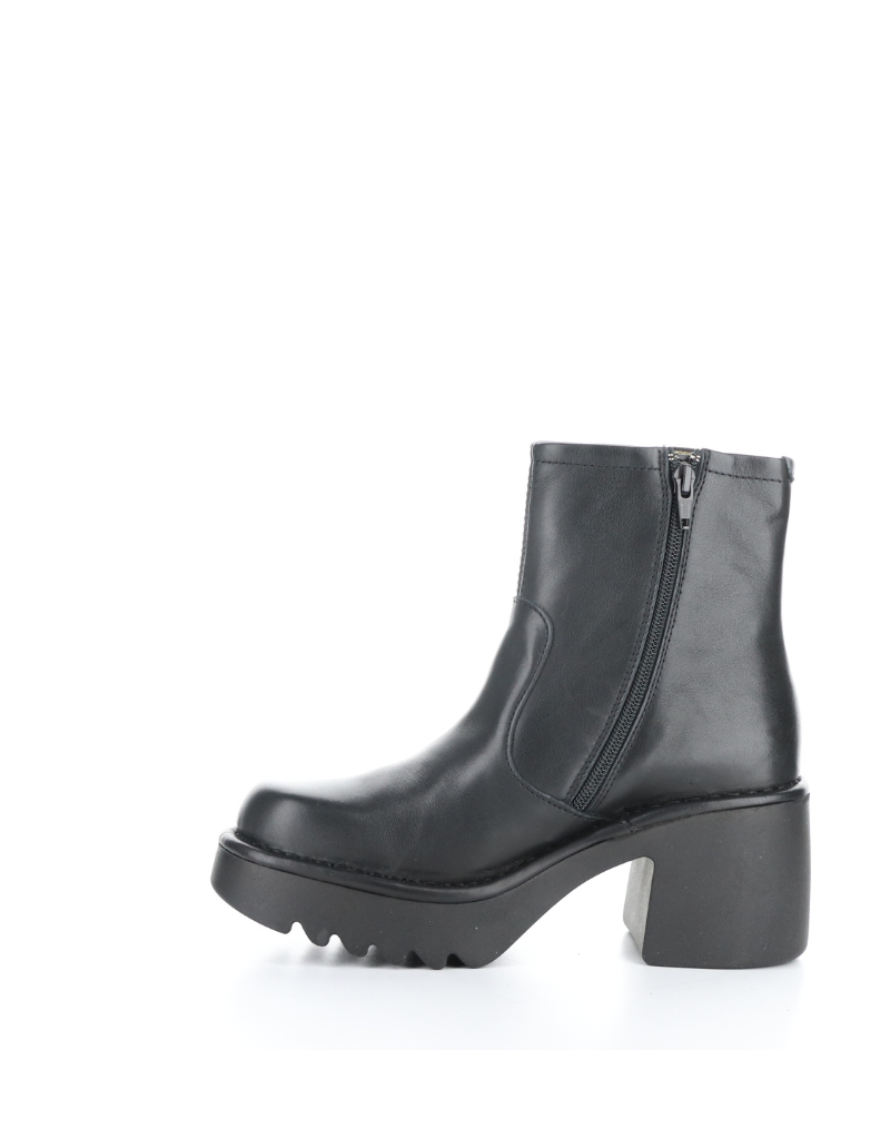 MOGE CHUNKY SOLE ANKLE BOOT