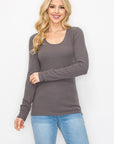 RIBBED SCOOP NECK LONG SLEEVE TEE